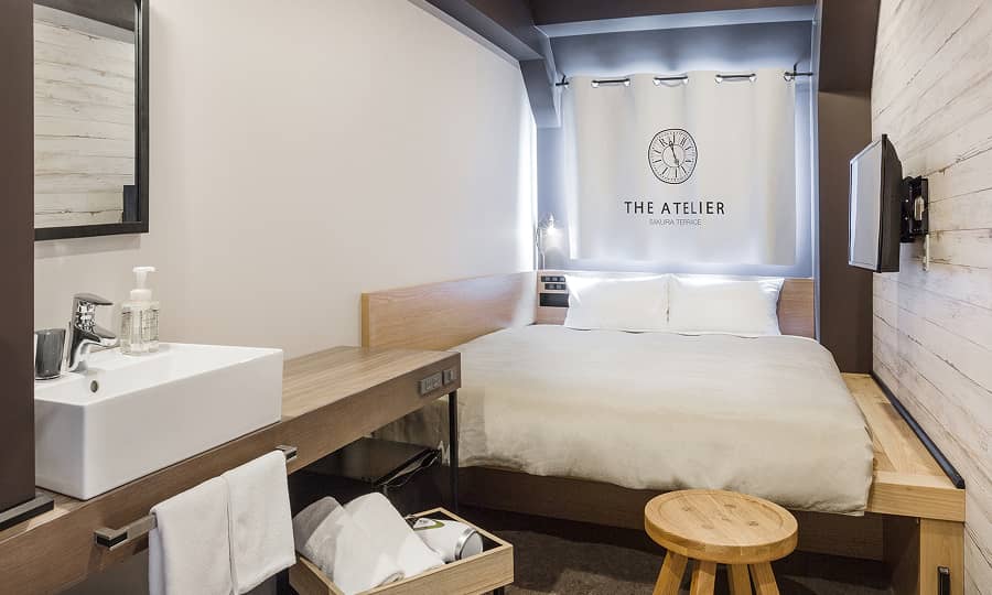 スモールダブルルームの部屋